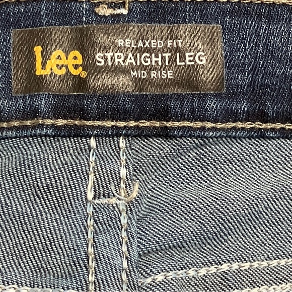 LEE Women’s Relaxed Fit Straight Leg Mid Rise Dark Blue Jeans SZ 10P Petite - Picture 8 of 10